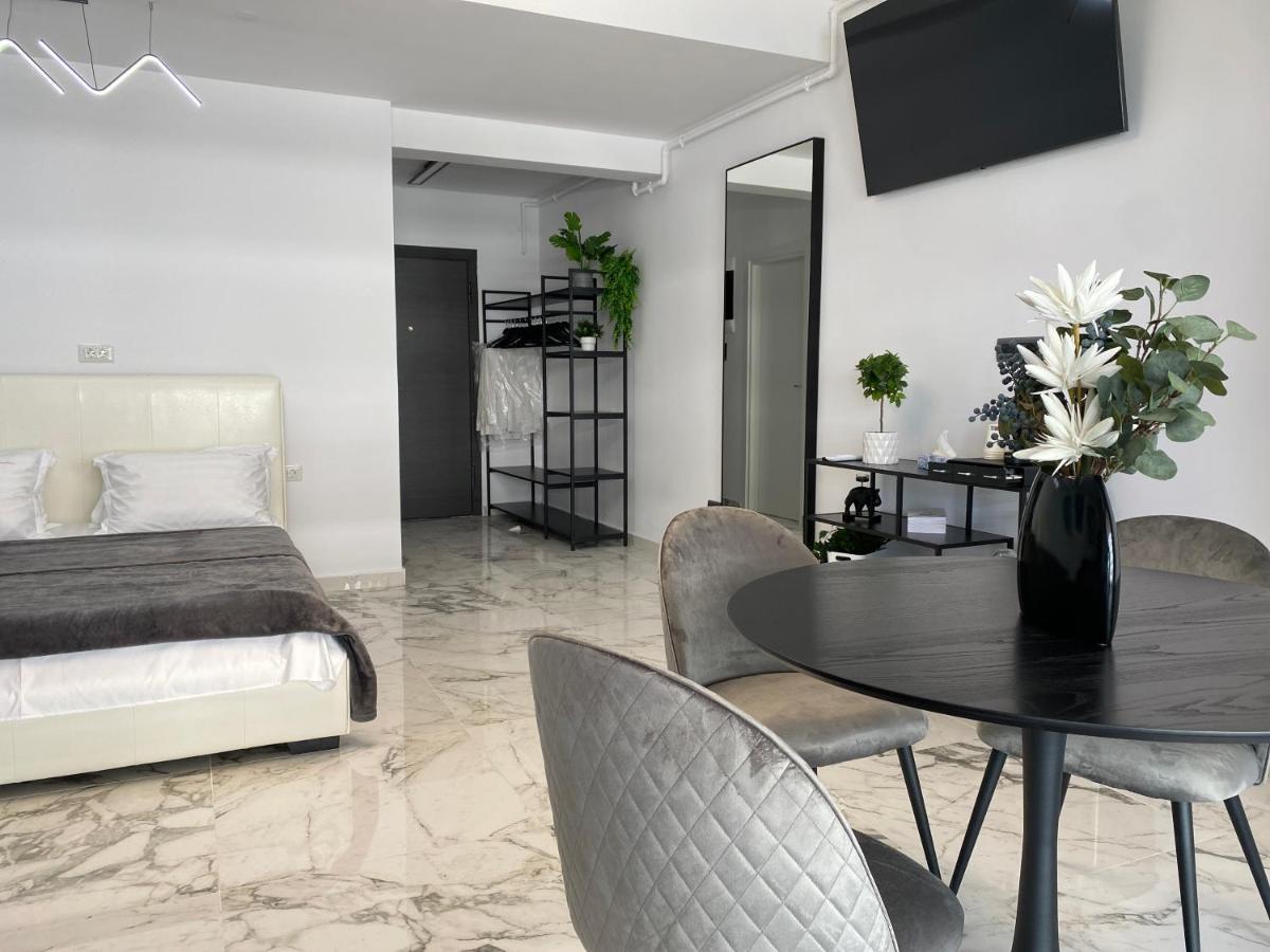Апартаменти Eva Del Mar - Sea View - Mamaia Nord Екстер'єр фото